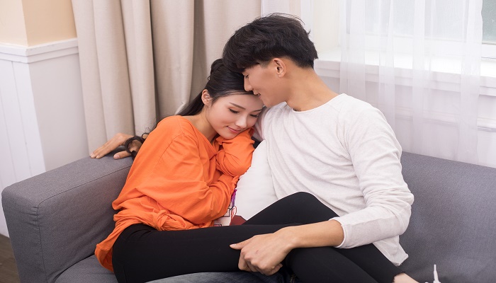 单身女做梦梦见交了男朋友很甜蜜
