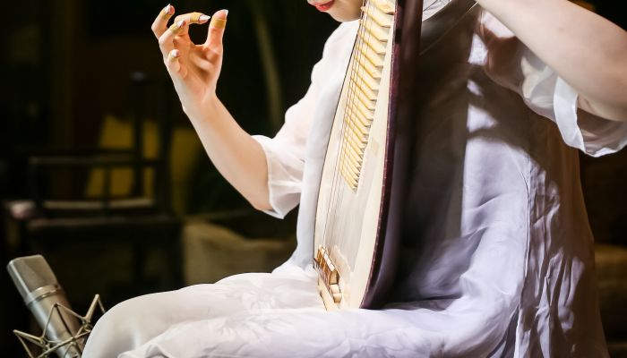 做梦梦见听琵琶乐曲是什么意思 做梦梦见听琵琶乐曲是什么预兆
