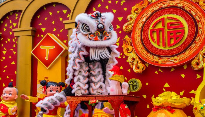 做梦梦见舞狮是什么意思 做梦梦见舞狮是什么预兆