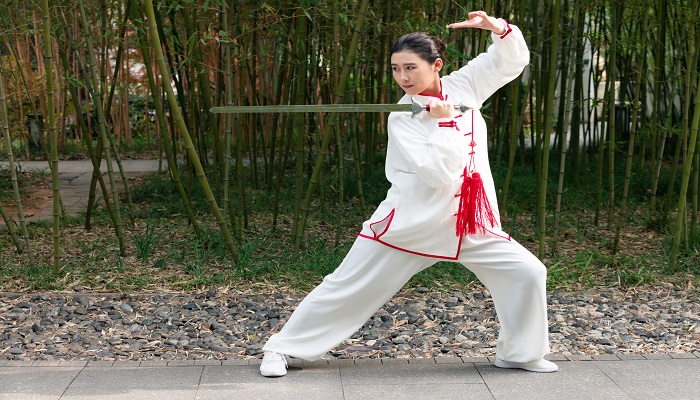 做梦梦见舞剑是什么意思 做梦梦见舞剑是什么预兆