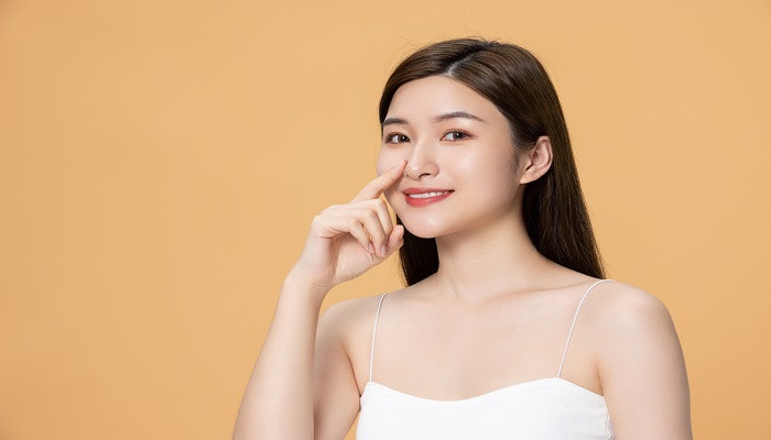 做梦梦见自己流鼻血是什么意思 做梦梦见自己流鼻血有什么预兆