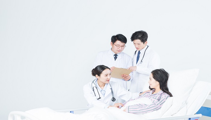 做梦梦见亲眼看见孩子生出来