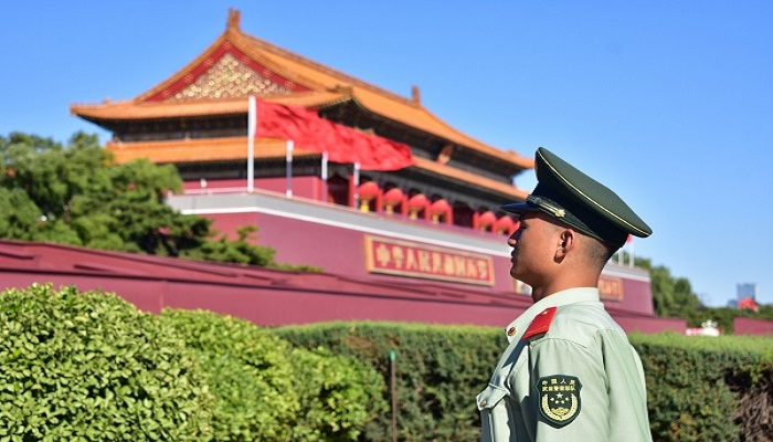 做梦梦见一群军人是什么预兆