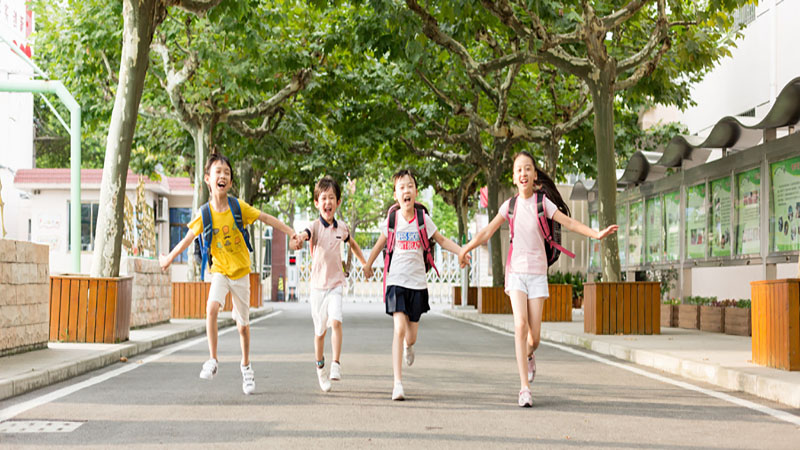 做梦梦见好久不见的同学