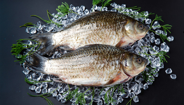 做梦梦见抽水抓鱼是什么意思