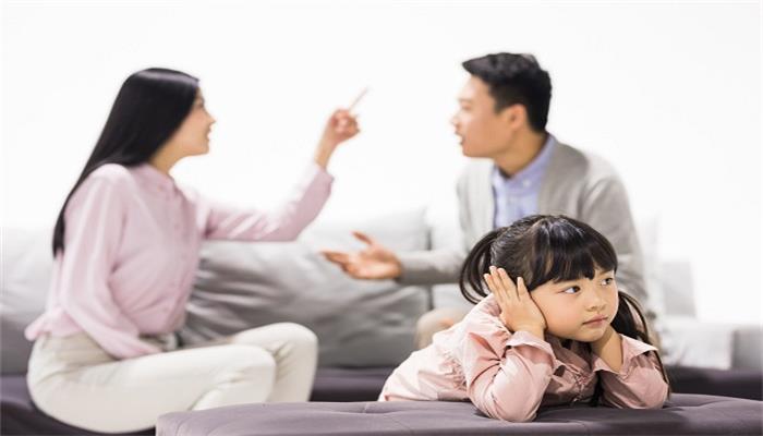 做梦梦见与认识的女人吵架