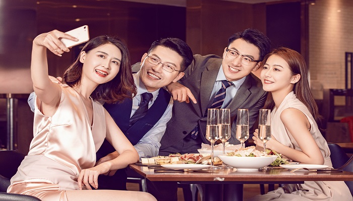 做梦梦见很久没有见的朋友