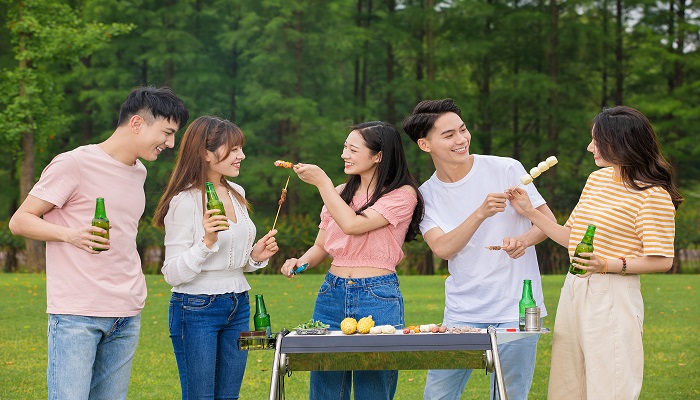 做梦梦见别人哭得很伤心是什么意思 做梦梦见别人哭得很伤心有什么预兆