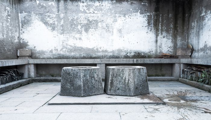 做梦梦见跳井是什么意思 做梦梦见跳井有什么预兆