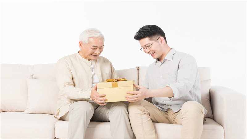 做梦梦见和亲人激烈吵架是什么意思