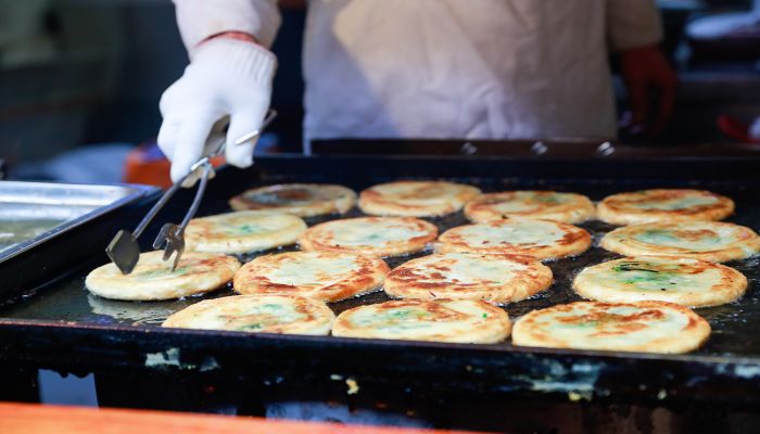 做梦梦见烤饼是什么意思 做梦梦见烤饼有什么预兆