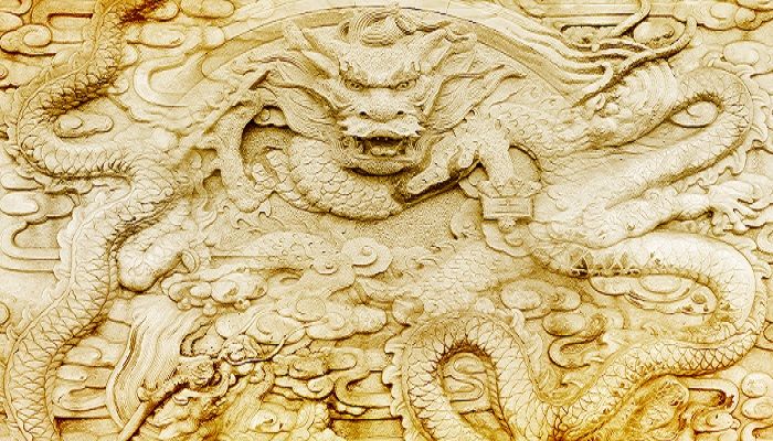 做梦梦见龙袍