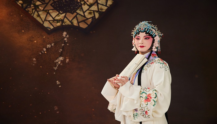 做梦梦见看戏 听戏是什么意思 做梦梦见看戏 听戏是什么预兆