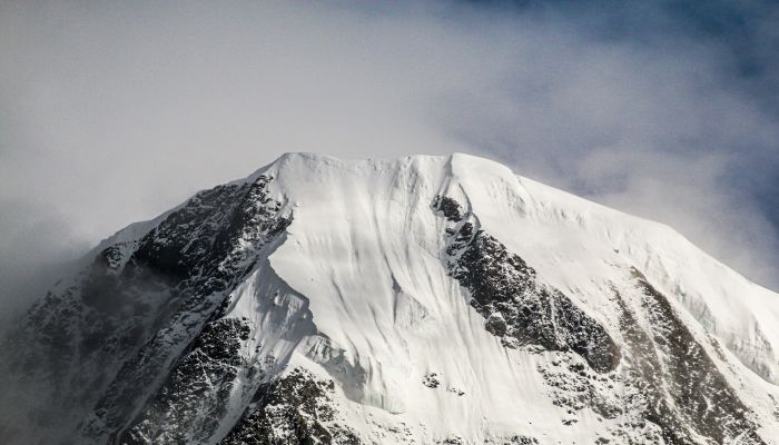 做梦梦见雪山是什么意思 做梦梦见雪山有什么预兆