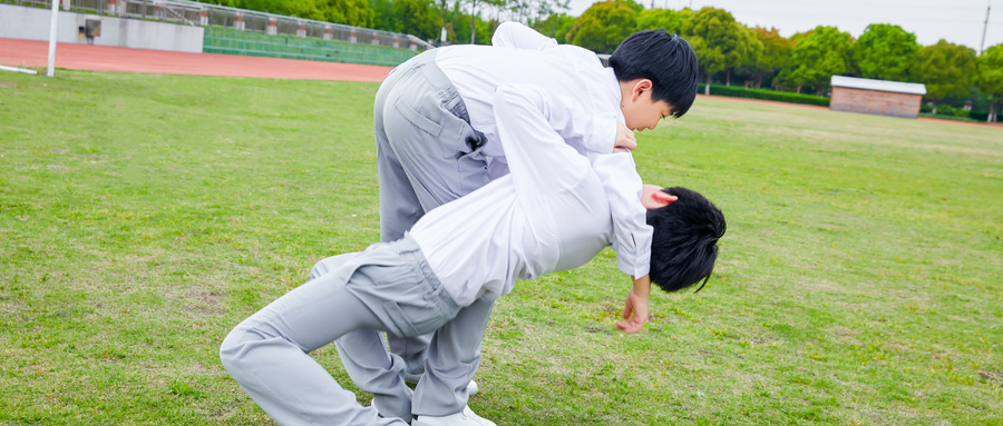 妈妈做梦梦见儿子流血什么意思
