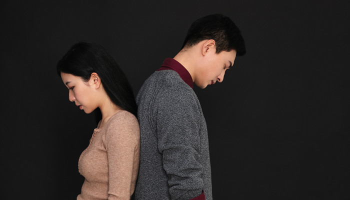 做梦梦见出轨被老婆发现
