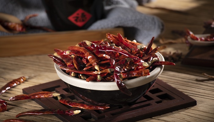 做梦梦见辣椒是什么意思 做梦梦见辣椒有什么预兆