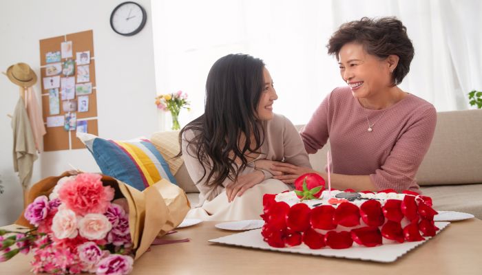 做梦梦见贺寿是什么意思 做梦梦见贺寿是什么预兆