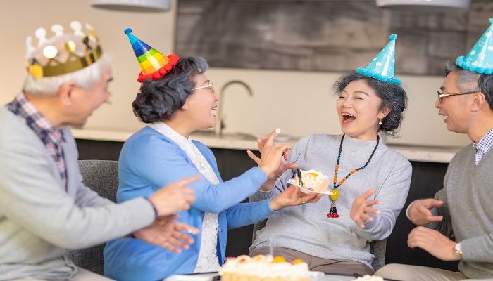 做梦梦见老太太是什么征兆 做梦梦见老太太有什么预兆