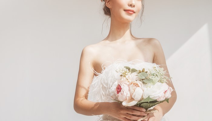 做梦梦见别人结婚的场面是什么预兆