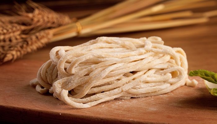 做梦梦见做面条是什么意思 做梦梦见做面条有什么预兆