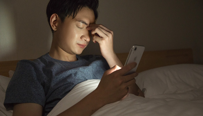 做梦梦见男朋友微信和别人聊暧昧