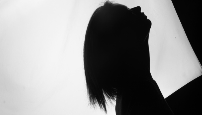 孕妇做梦梦见长发剪成短发