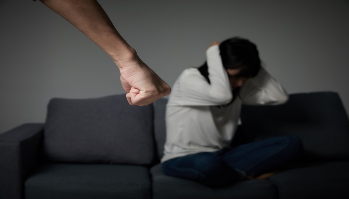男人做梦梦见自己坐牢是什么意思 男人做梦梦见自己坐牢有什么预兆