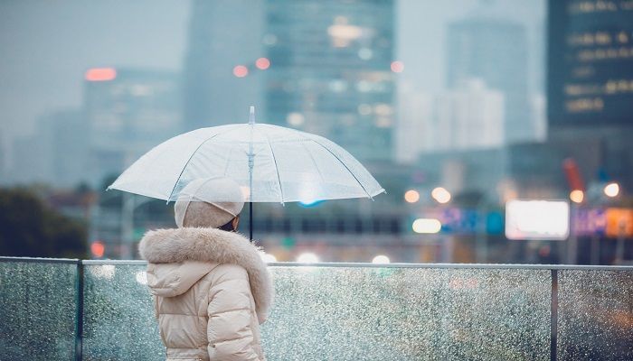 已婚女人做梦梦见倾盆大雨是什么意思 已婚女人做梦梦见倾盆大雨有什么预兆