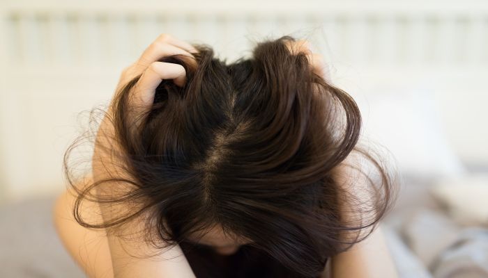 做梦梦见头发变长是什么意思 做梦梦见头发变长是什么预兆