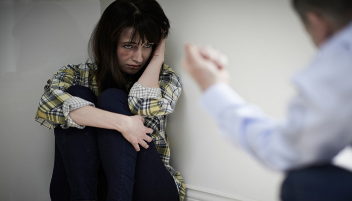 女人做梦梦见有人要害自己