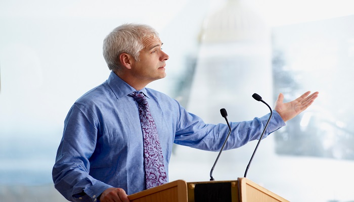 做梦梦见演说是什么意思 做梦梦见演说有什么预兆