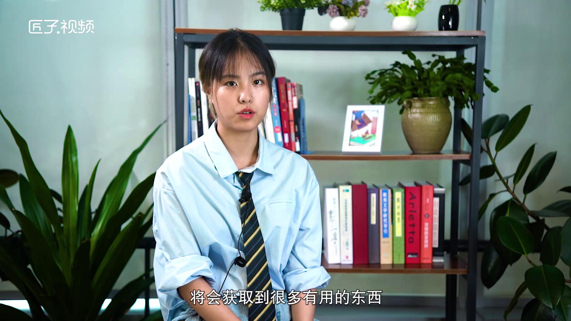 做梦梦见自己牙掉了出血了