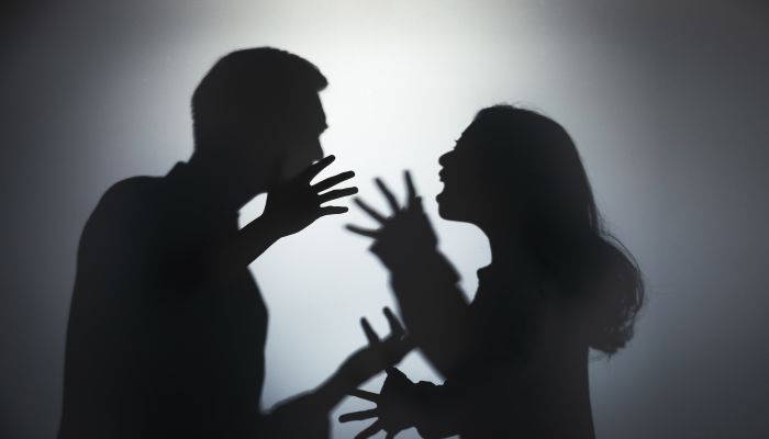 做梦梦见妻子出轨什么意思 做梦梦见妻子出轨预示什么