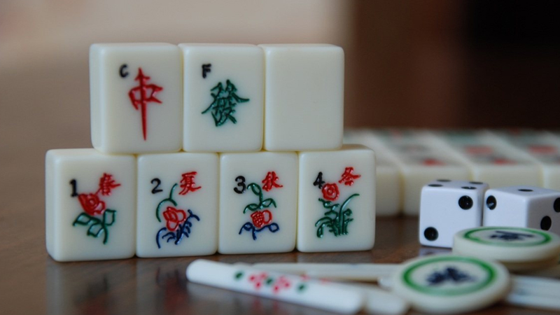 做梦梦见打麻将