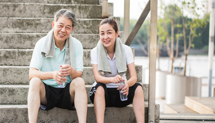 女儿做梦梦见已故的父亲