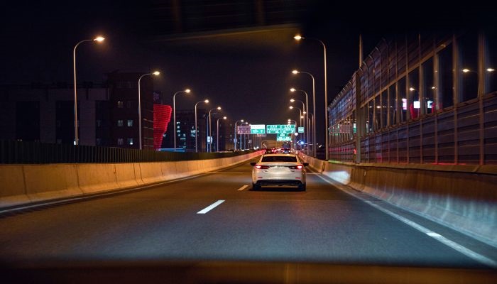 做梦梦见高速公路是什么意思 做梦梦见高速公路预示着什么