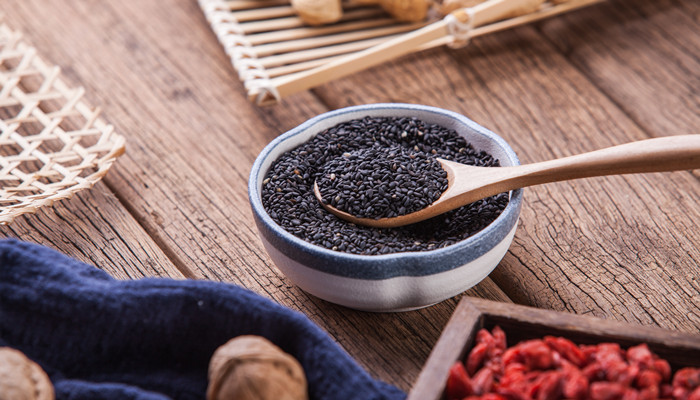 做梦梦见收芝麻