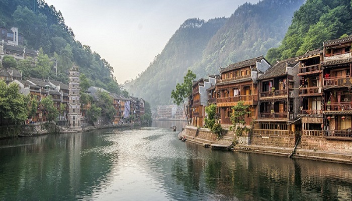 做梦梦见很美的风景还有水