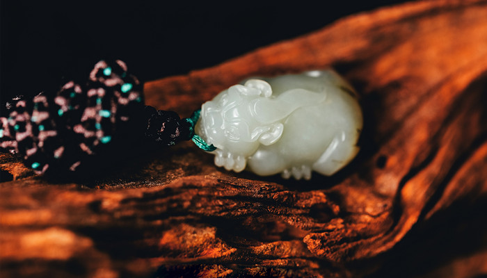 做梦梦见挖了很多玉和玛瑙