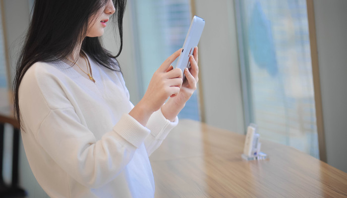 已婚女人做梦梦见穿白色衣服是什么意思