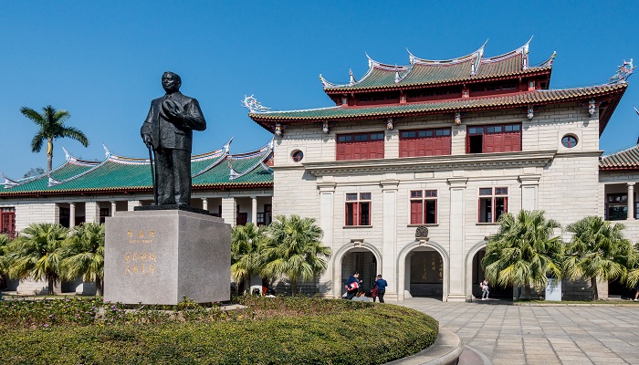 做梦梦见铜像是什么意思 做梦梦见铜像预示着什么