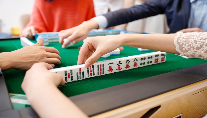 做梦梦见麻将、打麻将是什么意思 做梦梦见麻将、打麻将有什么预兆