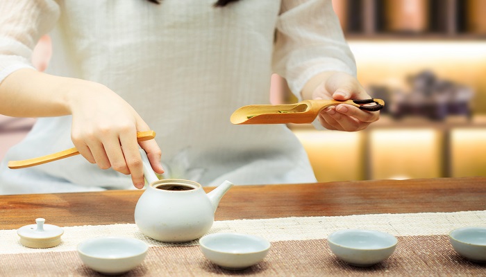 女人做梦梦见泡茶是什么意思