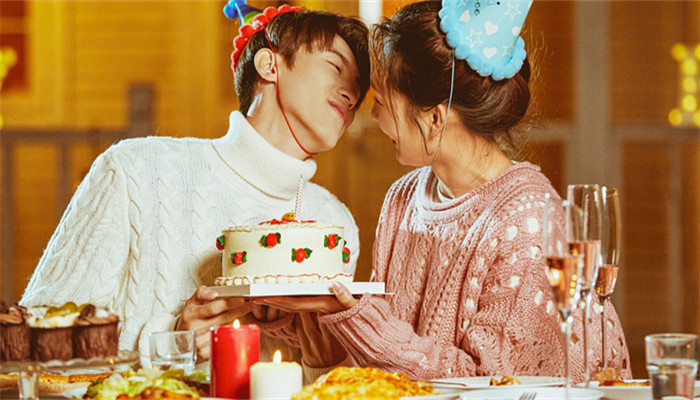 做梦梦见自己过生日什么意思