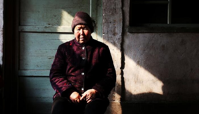 孕妇做梦梦见去世的奶奶是什么意思