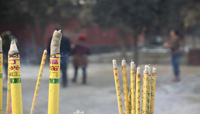 做梦梦见上香