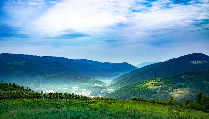 做梦梦见大山塌了什么意思