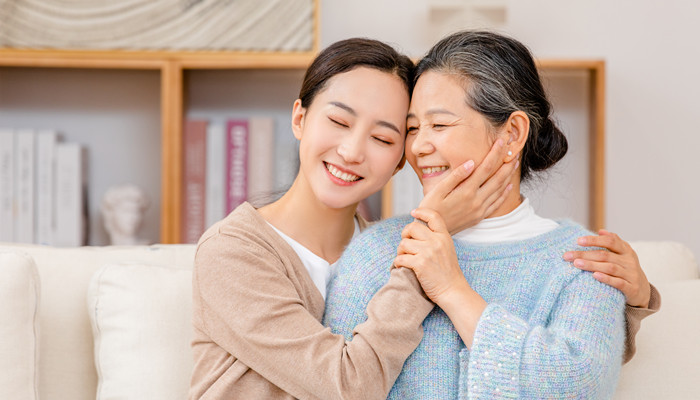 女人做梦梦见妈妈去上学