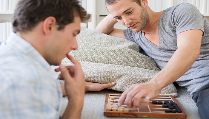 做梦梦见西洋双陆棋是什么意思 做梦梦见西洋双陆棋是什么预兆